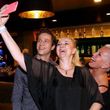 Linda Finková si s Milanem Peroutkou udělala další selfie.