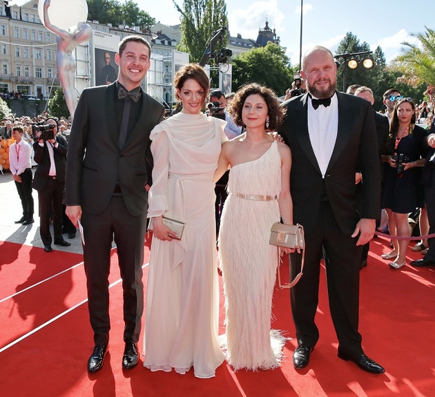 Zleva: Jakub, Klára Issová, Martha Issová a David Ondříček.