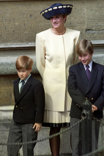 Se svými syny Williamem a Harrym.