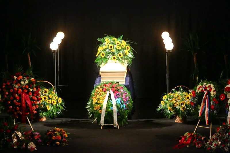 Pohřeb Květy Fialové.