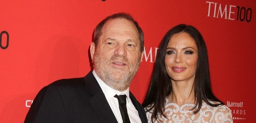 Harvey Weinstein s manželkou.