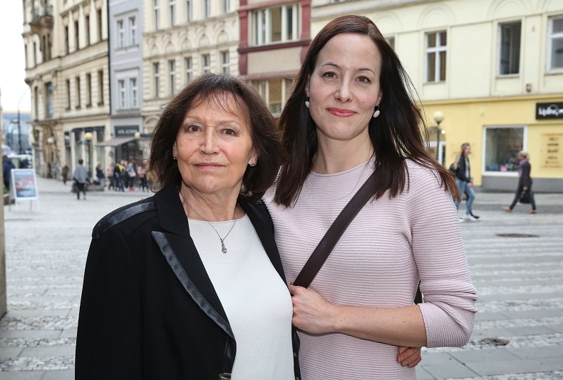 Marta Kubišová s dcerou.