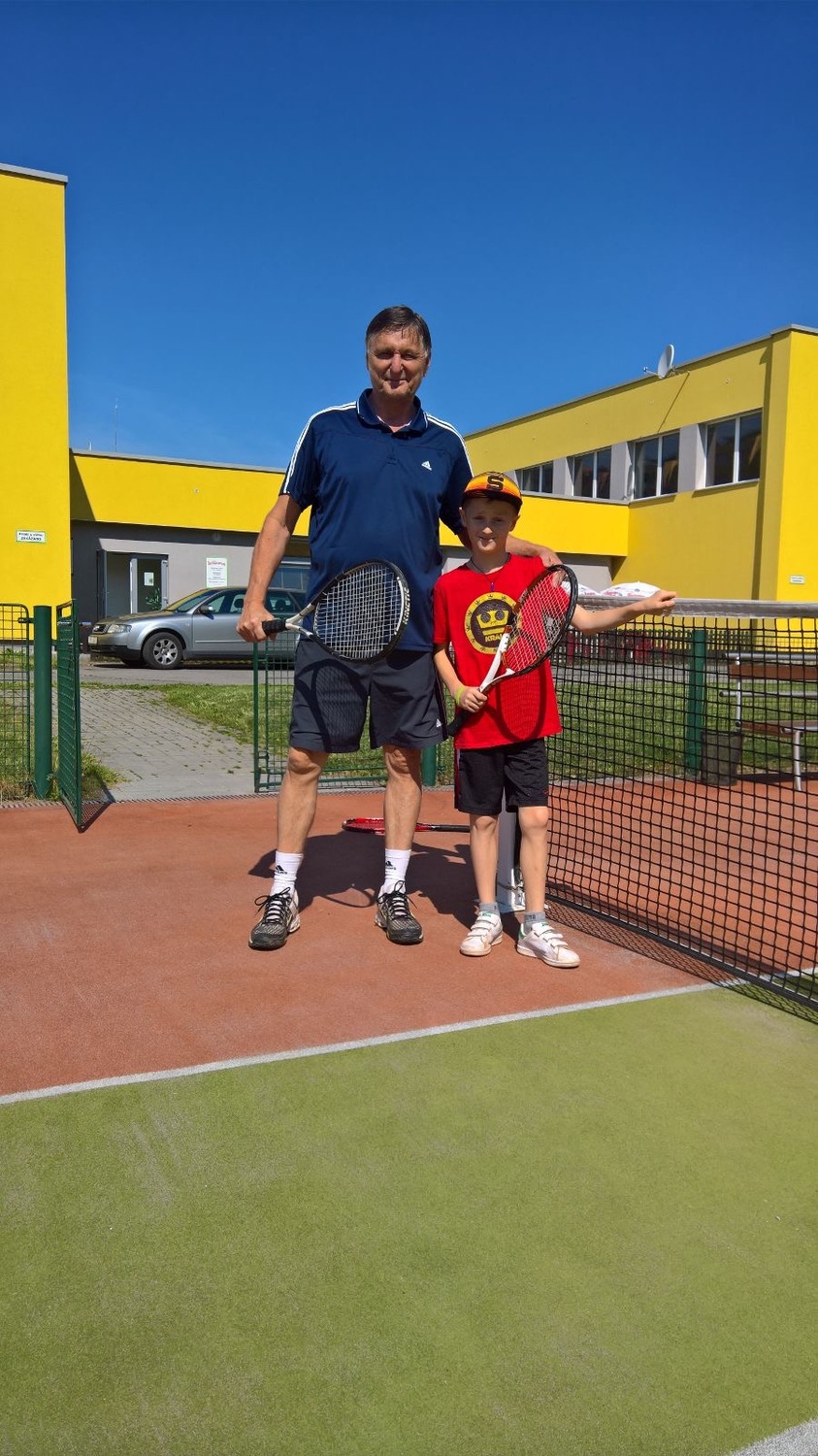 Václavův malý syn Tobiáš miluje sport, mezi jeho nejoblíbenější patří tenis.