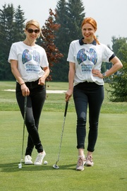 Sabina Laurinová pomáhá i díky golfu.