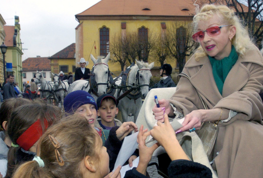 Představitelka Nastěnky ze známé ruské pohádky Mrazík Natalja Sedychová na festivalu Filmák v roce 2004.