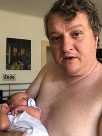 Tomáš Jeřábek ukázal syna.