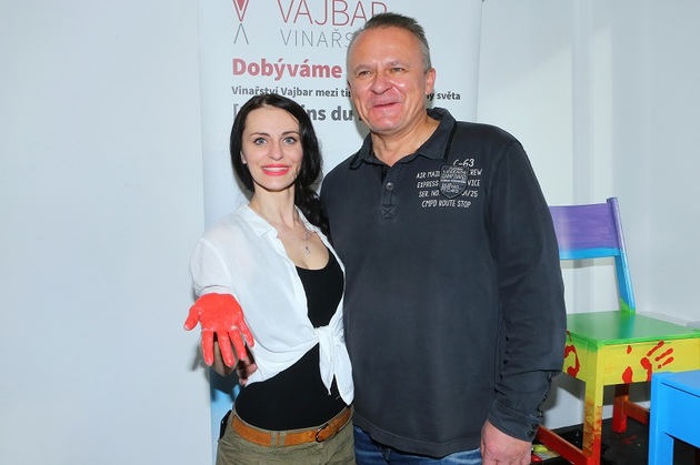 Markéta Procházková s ředitelem HDK Egonem Kulhánkem.