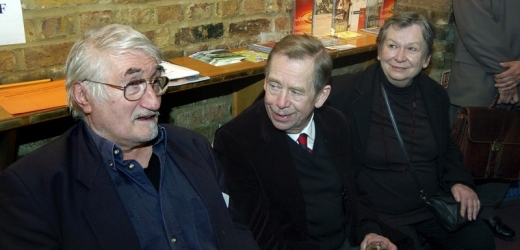 Pavel Landovský a Václav Havel. 