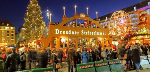 Vánoční trhy v Drážďanech.