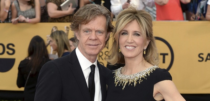 William H. Macy a Felicity Huffman. 