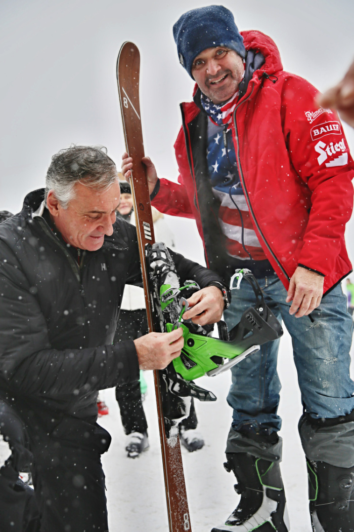 O lyže se Martinovi postaral Jan Čenský. 