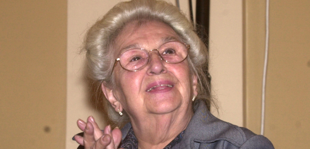 Stella Zázvorková.