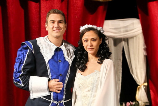 Eva Burešová a David Gránský v muzikálu Cyrano.