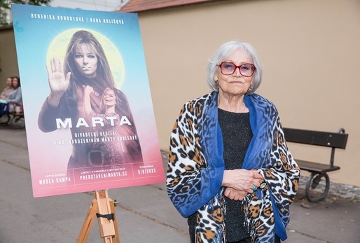 Martu Kubišovou nový recitál velmi dojal.  