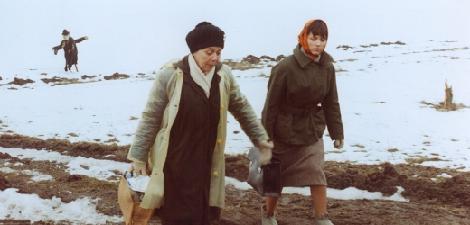Jiřina Jirásková a Alena Mihulová.