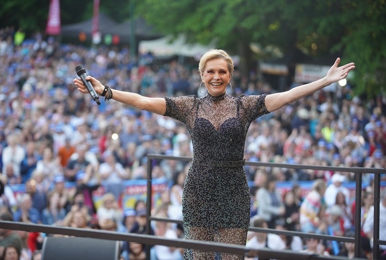 Helena Vondráčková si užila skvělou atmosféru koncertu. 