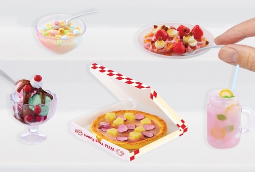 MGA's Miniverse – Mini Food Multi Pack.