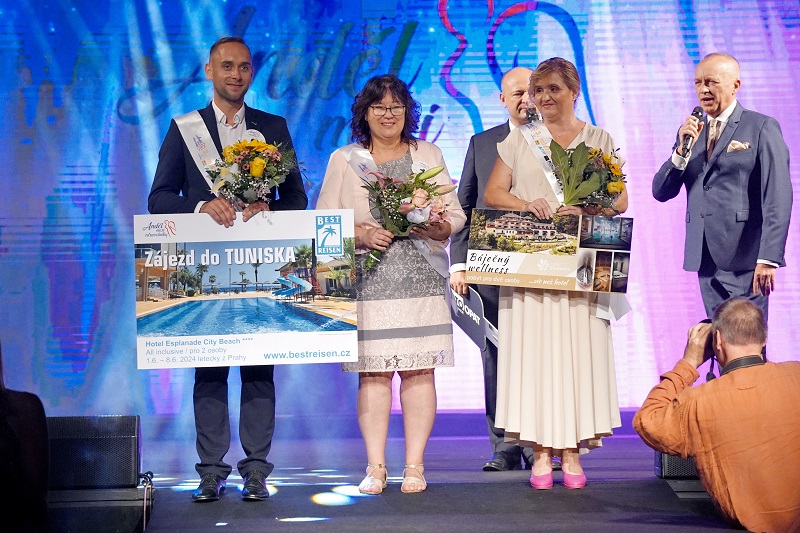 Vítězové soutěže Jana Hladíková, Petr Pazour a Romana Veltruská. 