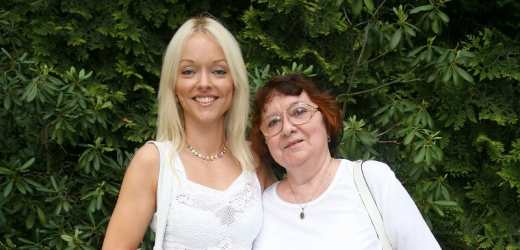 Dominika Gottová s maminkou na snímku z roku 2008. 