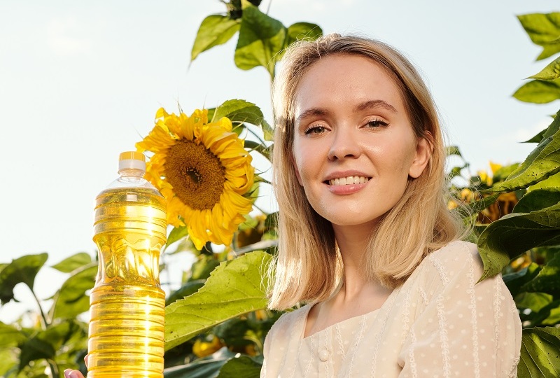 Vitamin E přijímáme výhradně ze stravy.