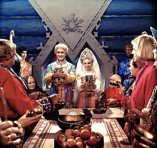 Ještě dodáme, že v roce 2019 se dokonce jednalo o nejreprízovanější pohádku v historii České televize.