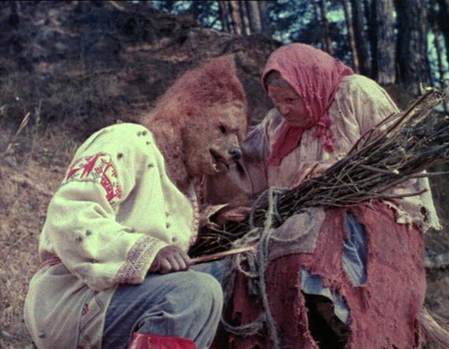 Zajímavostí také je, že si Češi po nadabování Nastěnky a Ivánka Evou Klepáčovou a jejím manželem Josefem Zímou mysleli, že právě oni dva jsou hlavními herci. Propůjčili jim ale jen hlasy.
