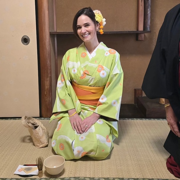 Moderátorka Klára Doležalová trávila po boku svého manžela Miodraga Maksimoviće Silvestr v tisíciletém hlavním městě Kjótu v Japonsku. V zemi vycházejícího slunce hodně cestovali nejen po památkách a za tradicemi, ale i za specifickým jídlem.