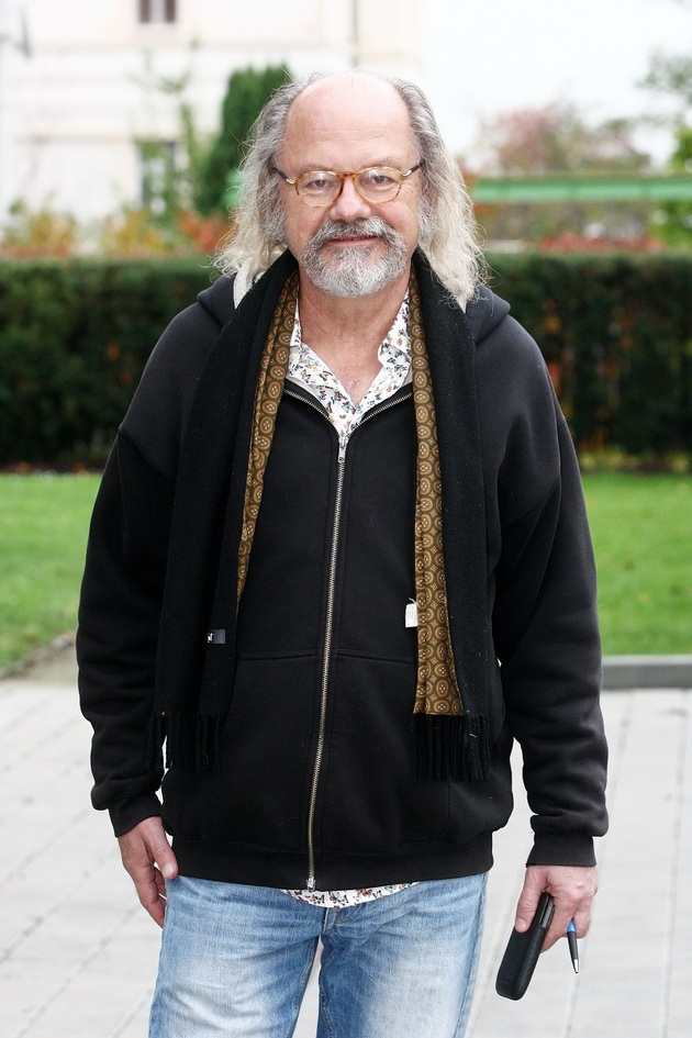 Už čtyřiasedmdesát bude od 3. února hudebníkovi Ondřeji Hejmovi. Frontman kapely Žlutý pes si jistě nenechá ujít pořádnou oslavu.