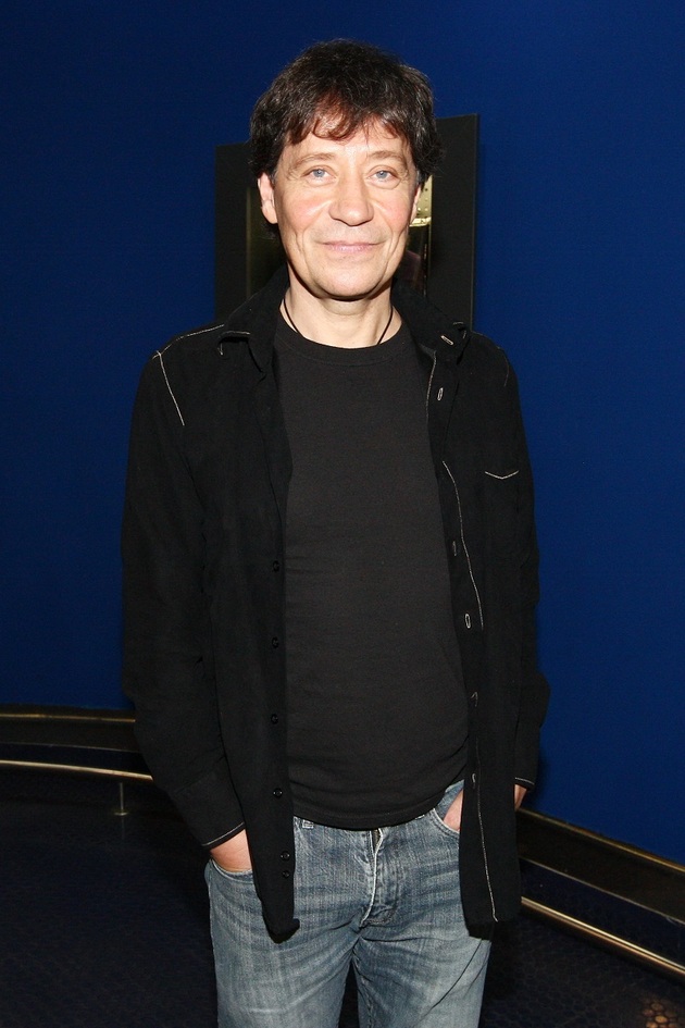 Milovaný Štěpánek Šafránek ze série filmů o básnících se již řadu let potýká s druhým typem diabetu. Herec a vystudovaný lékař Pavel Kříž zdědil cukrovku po svém otci. Tělu musí každý den dodávat potřebnou dávku inzulinu a velmi poctivě dodržovat pravidelný jídelníček. Současně se snaží mít dostatek pohybu.