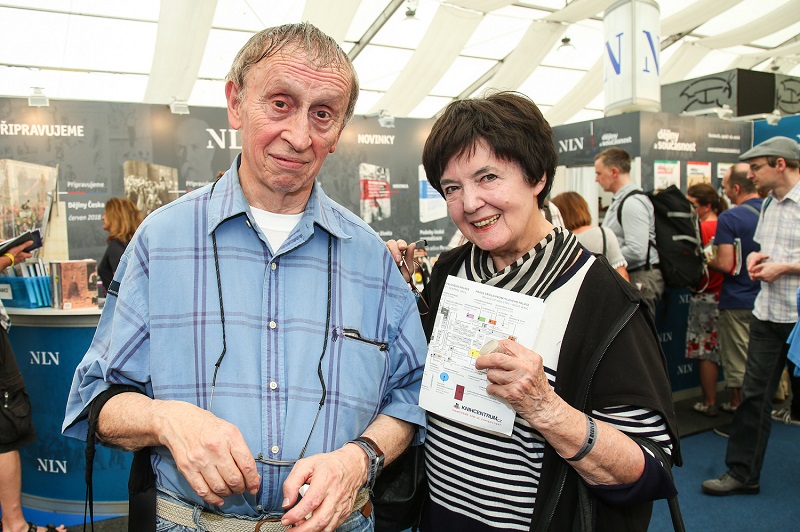 Stejně jako Heřmánková bude slavit i starší bratr moderátora Jana Krause, Ivan. První březnový den mu bude už šestaosmdesát.