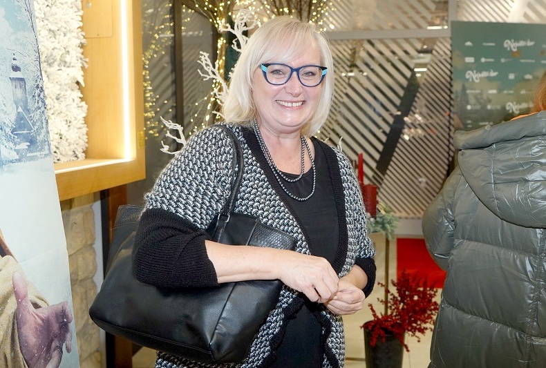 Šesté kulatiny oslaví 13. května herečka Zuzana Slavíková. Kdo zapátrá v paměti, vybaví si ji jako přísnou moderátorku soutěže Nejslabší! Máte padáka! Dnes ji však známe spíše z divadla a audioknih, kterým často propůjčuje svůj hlas.