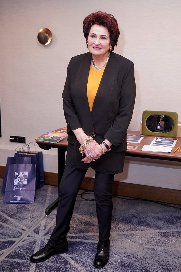 Ani jedna z našich nejúspěšnějších sportovkyň čas nezastaví. Helena Fibingerová bude mít 13. července 76. narozeniny. Navzdory věku je ale stále aktivní a pracuje. 