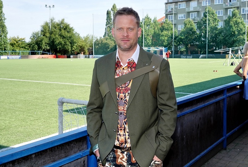 Jakub Prachař puká vzteky. 