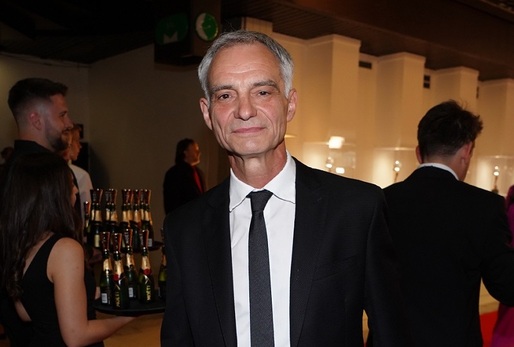 Ivan Trojan zůstal ve vile sám. 