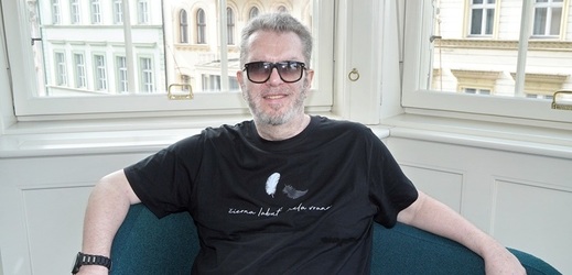 Šestý zářiový den uslyší po čtyřiašedesáté narozeninovou píseň Richard Müller. Již před lety se zpěvák vzdal alkoholu, takže oslavu plnou panáků určitě nechystá. 