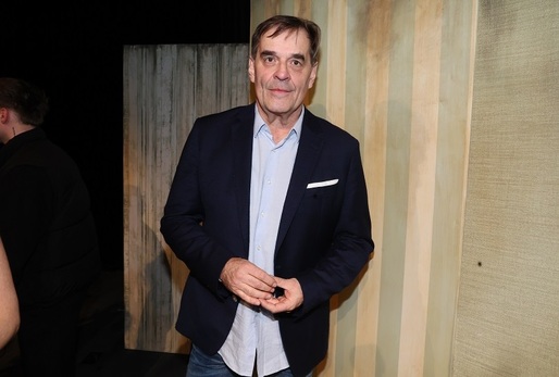 Herec Miroslav Etzler zhubl 25 kilogramů. Ne kvůli roli, ale ze zdravotních důvodů. Doktoři mu zjistili cukrovku a bylo zle. Radikální změna stravy, žádný cukr, žádné výmluvy. Váha šla dolů a sám herec přiznává, že se cítí o dvacet let mladší.