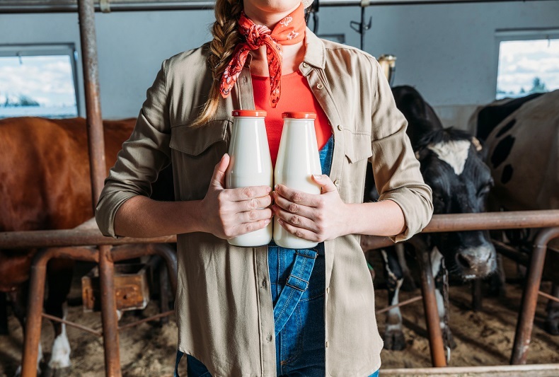 Historie mléka sahá až do doby před více než 8 000 lety.