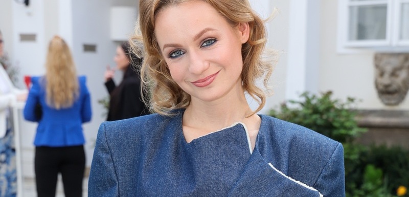 Anna Jiřina Daňhelová je hvězdou sociálních sítí.