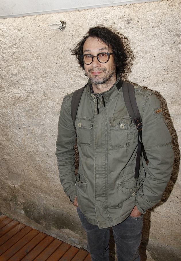 S řečí bojuje už od školy i herec Pavel Liška. "Některý slova poskládaný za sebou prostě neřeknu," řekl v rozhovoru pro časopis Téma s tím, že slova musí přeskládat, aby je vůbec vyslovil. Už při studiích na JAMU mu to pěkně osolili. "Jako jediný student, snad v celé historii JAMU, jsem měl děkanem nařízenou denní individuálku techniky mluveného projevu," nechal se slyšet herec, s jehož projevem bojují prý i režiséři i zvukaři.