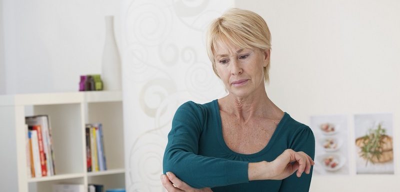 Nástup revmatoidní artritidy bývá obvykle pozvolný.