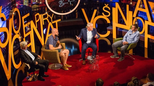 Diváky nebaví, jak moderátor své hosty uráží. 