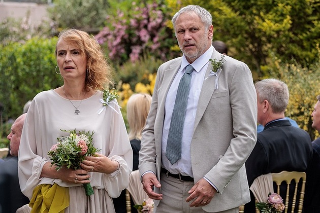 Po boku Igora Chmely je k vidění v seriálu Bratří a sestry. 