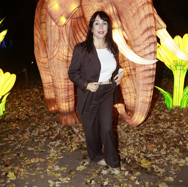 Herečka a koučka Nela Boudová má exotické kořeny, a tak své klienty vozí do inspirativních míst. Například na Sicílii, ke Středozemnímu moři nebo na Bali, které je pro různé duchovní cesty destinací opravdu hojně navštěvovanou. Boudová tam však míří za prací v rámci koučování a terapie.