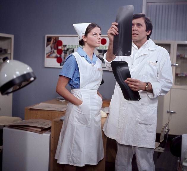 S Josefem Abrhámem v roli Iny v Nemocnici na kraji města. 