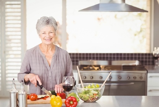  Klíčem k úspěšnému a udržitelnému snižování váhy je zařazení správných jídel do vašeho jídelníčku.