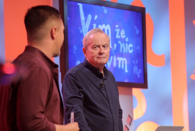 Pořad Vím, že nic nevím můžete na obrazovkách TV BARRANDOV vídat každé úterý a sobotu večer.