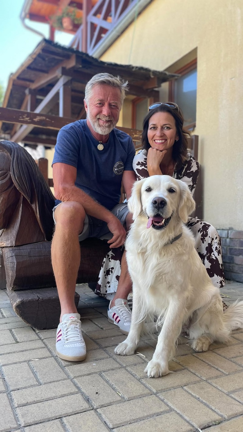 Jiří Langmajer a Adéla Gondíková mají fenku Maybe.