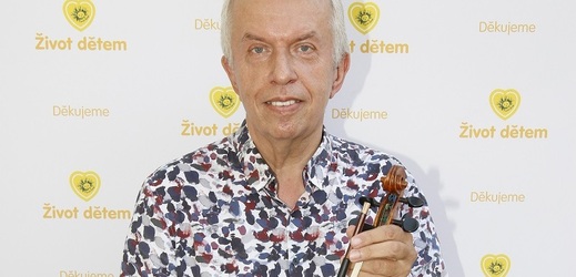 Oblíbenou Talkshow Tomáše Magnuska můžete sledovat každou středu ve 21 hodin na TV BARRANDOV.