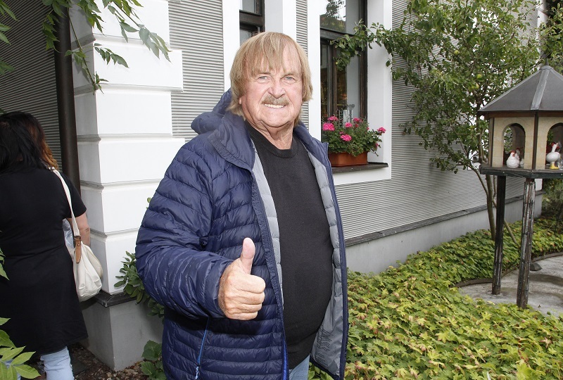 Karel Vágner přivítal do rodiny další vnouče