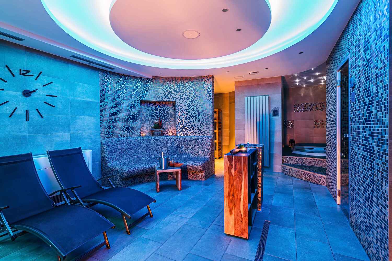 Tam, kde se hory potkávají: Objevte magické trojmezí z paluby hotelu Helios